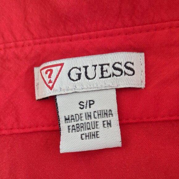 Guess red shirt/sweater - Picture 5 of 10